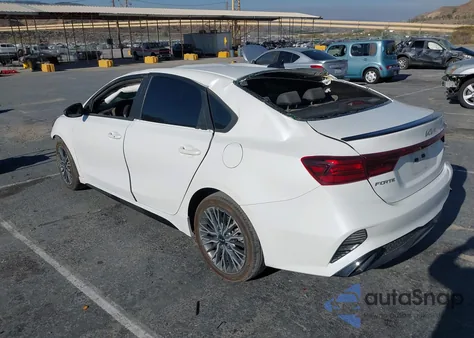 2023 Kia Forte Gt-Line z USA, uszkodzony, nr VIN 3KPF54AD6PE581462